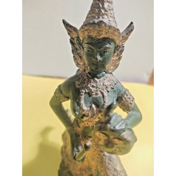 Thailand Buddhism bronze gilt musician figurine/statue 7 3/4" Tall - Picture 10 of 11